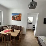 Haus Alpina In & Out Casa de Férias Schladming