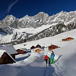 Haus Alpina In & Out *