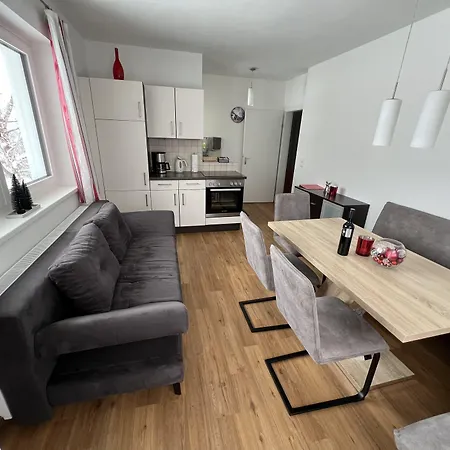 Haus Alpina In & Out Casa de Férias